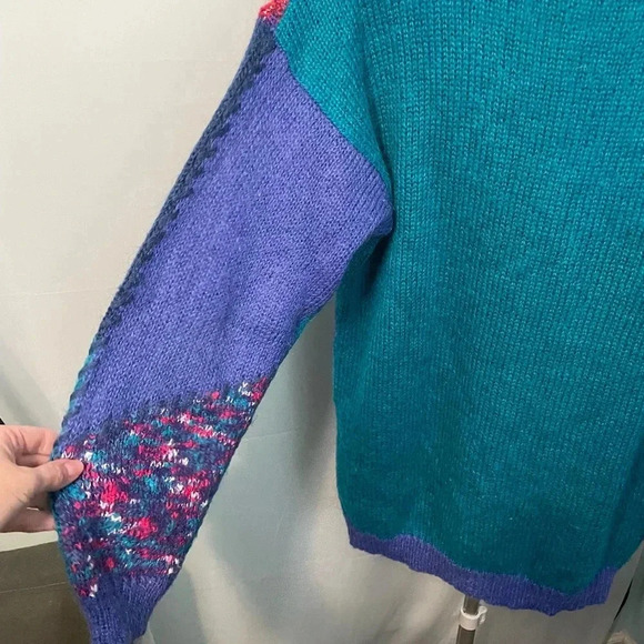 Vintage Mohair Sweater Size‎ large Hand Loomed Embroidered Abstract Design B12 - Picture 7 of 11